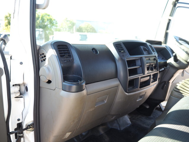 日産アトラスダブルキャブ（Wキャブ）小型（2t・3t）[写真23]