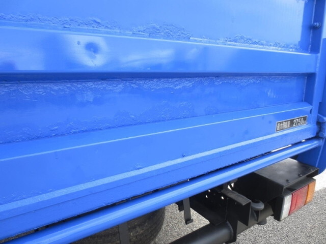 いすゞエルフダブルキャブ（Wキャブ）小型（2t・3t）[写真21]