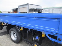 いすゞエルフダブルキャブ（Wキャブ）小型（2t・3t）[写真24]