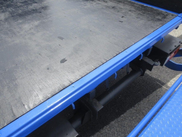 いすゞエルフダブルキャブ（Wキャブ）小型（2t・3t）[写真25]