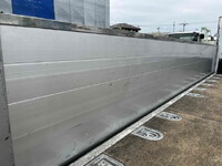 三菱ふそうキャンターアルミブロック小型（2t・3t）[写真12]