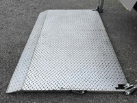 三菱ふそうキャンターアルミブロック小型（2t・3t）[写真22]