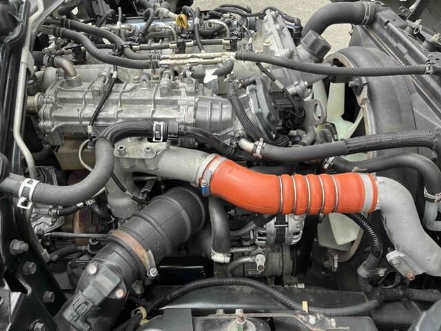 三菱ふそうキャンターアルミブロック小型（2t・3t）[写真28]