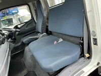 三菱ふそうキャンターアルミブロック小型（2t・3t）[写真39]