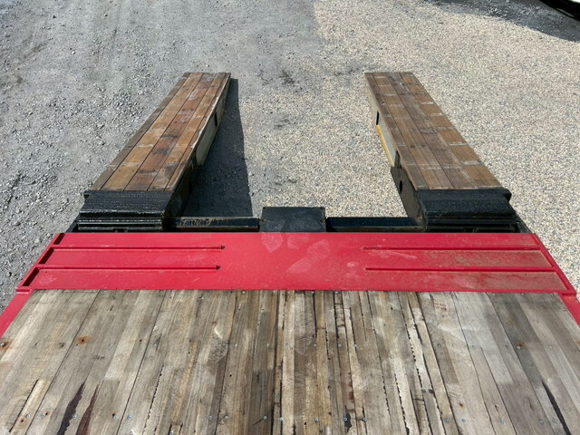 三菱ふそうスーパーグレートセルフローダー大型（10t）[写真10]