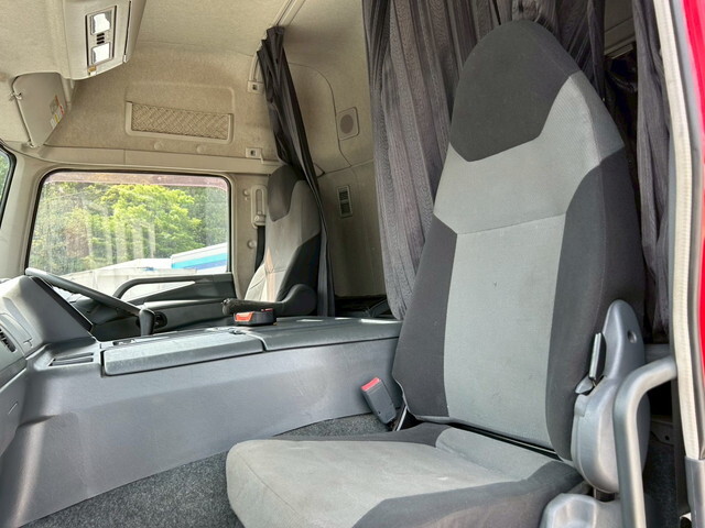 三菱ふそうスーパーグレートセルフローダー大型（10t）[写真20]