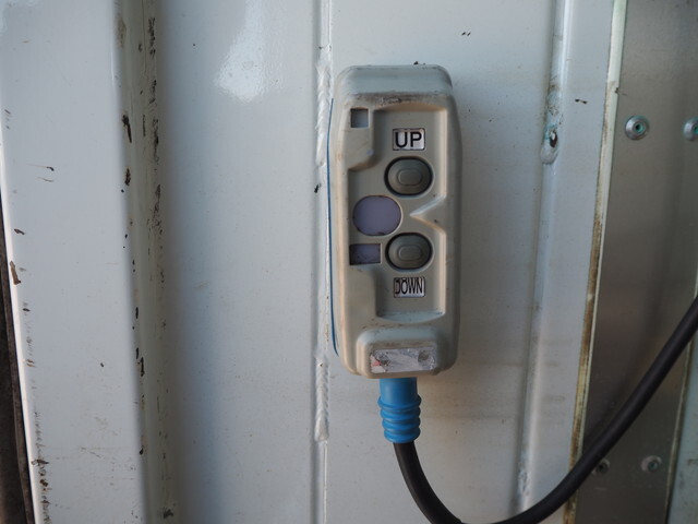 日野デュトロアルミバン小型（2t・3t）[写真21]