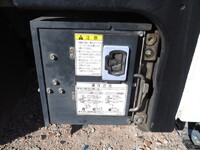 日野デュトロアルミバン小型（2t・3t）[写真23]