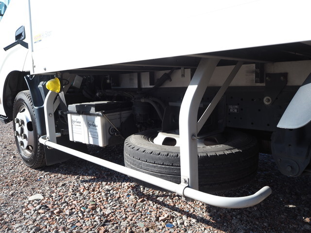 日野デュトロアルミバン小型（2t・3t）[写真24]