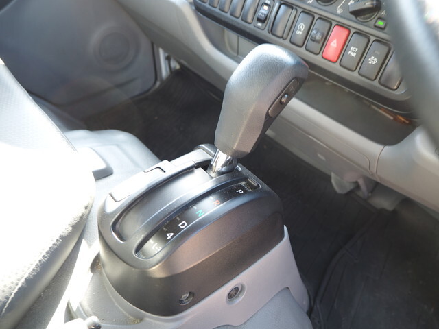 日野デュトロアルミバン小型（2t・3t）[写真34]