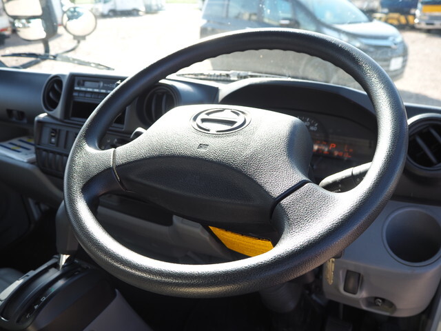 日野デュトロアルミバン小型（2t・3t）[写真36]