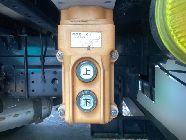 日産アトラスアルミバン小型（2t・3t）[写真17]