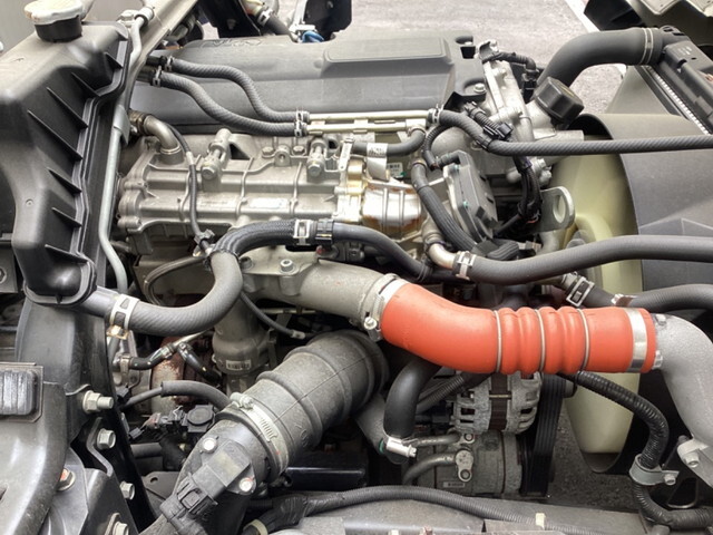 日産アトラスアルミバン小型（2t・3t）[写真24]