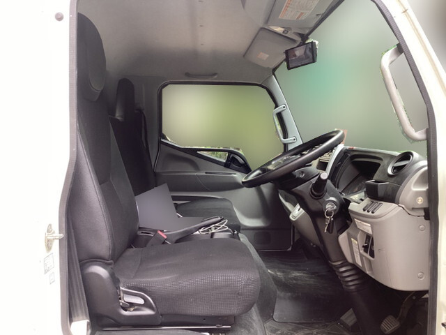 日産アトラスアルミバン小型（2t・3t）[写真27]