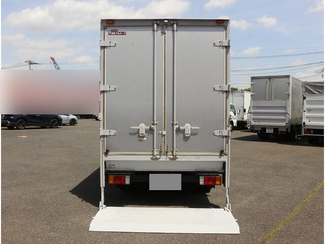 いすゞエルフアルミバン小型（2t・3t）[写真10]