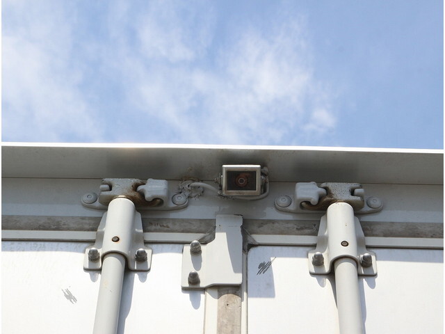 いすゞエルフアルミバン小型（2t・3t）[写真21]