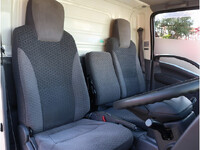 いすゞエルフアルミバン小型（2t・3t）[写真26]