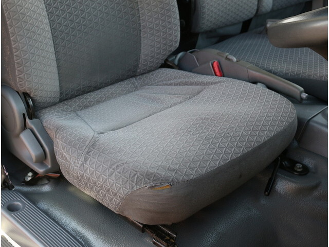 いすゞエルフアルミバン小型（2t・3t）[写真26]