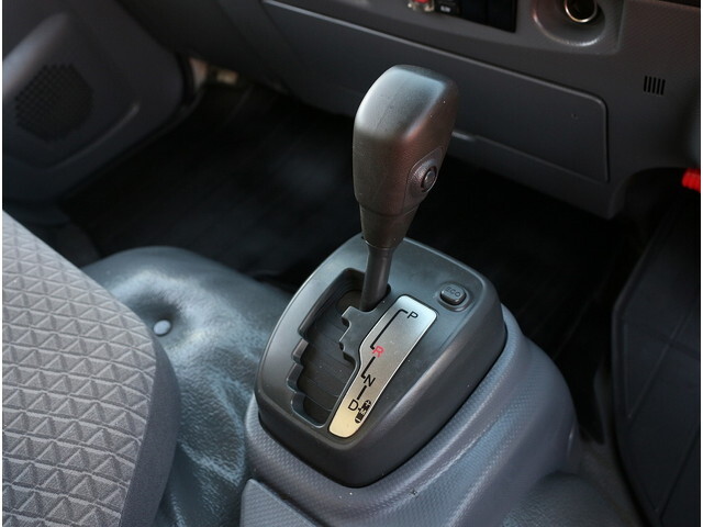 いすゞエルフアルミバン小型（2t・3t）[写真29]