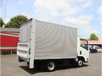 いすゞエルフアルミバン小型（2t・3t）[写真04]