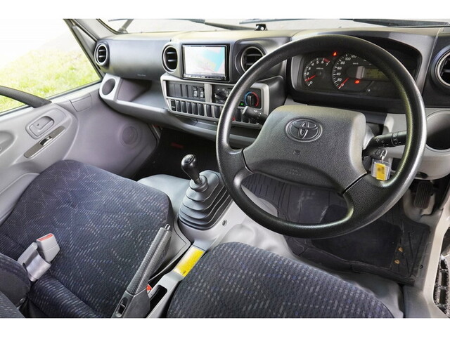 トヨタトヨエースダブルキャブ（Wキャブ）小型（2t・3t）[写真15]