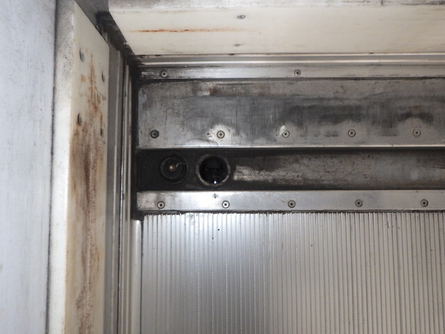 いすゞフォワード冷凍車（冷蔵車）中型（4t）[写真15]