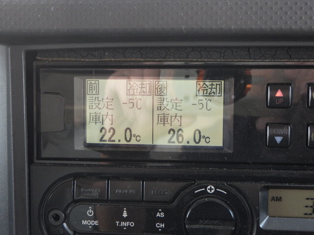 いすゞフォワード冷凍車（冷蔵車）中型（4t）[写真24]