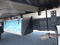 いすゞフォワード冷凍車（冷蔵車）中型（4t）[写真29]