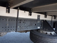 いすゞフォワード冷凍車（冷蔵車）中型（4t）[写真33]