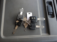 いすゞフォワード冷凍車（冷蔵車）中型（4t）[写真38]