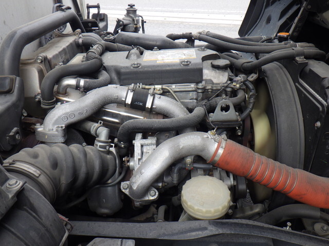 いすゞフォワード冷凍車（冷蔵車）中型（4t）[写真38]