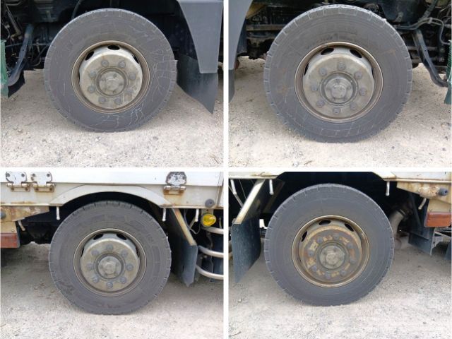 三菱ふそうスーパーグレート平ボディ大型（10t）[写真31]