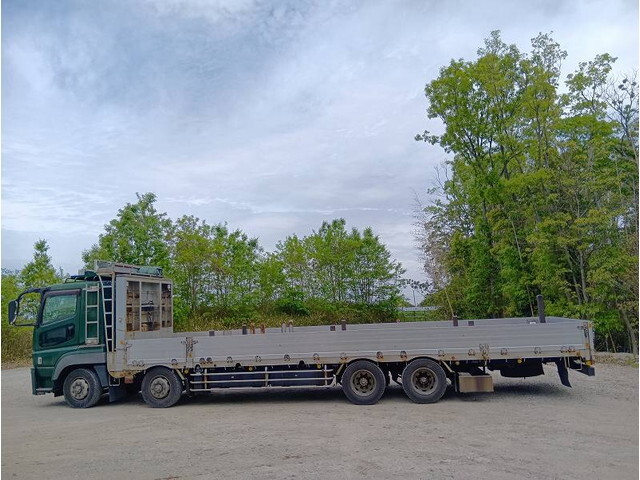 三菱ふそうスーパーグレート平ボディ大型（10t）[写真06]