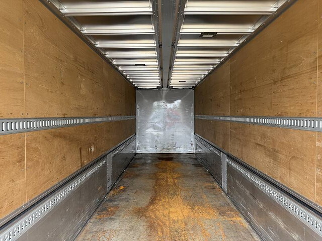 日野プロフィアアルミウイング大型（10t）[写真11]