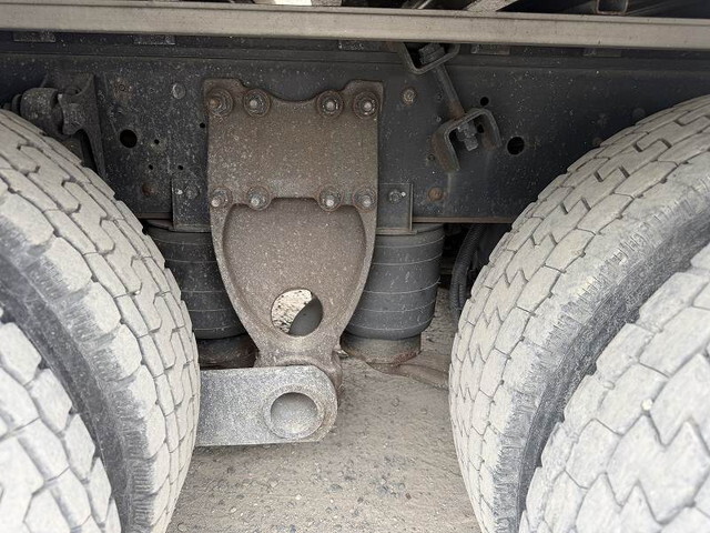 日野プロフィアアルミウイング大型（10t）[写真24]