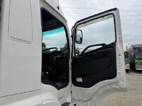 日野プロフィアアルミウイング大型（10t）[写真29]