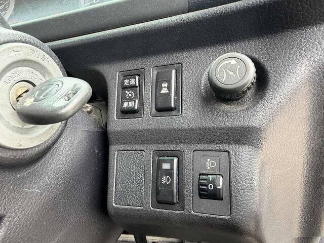 日野プロフィアアルミウイング大型（10t）[写真30]