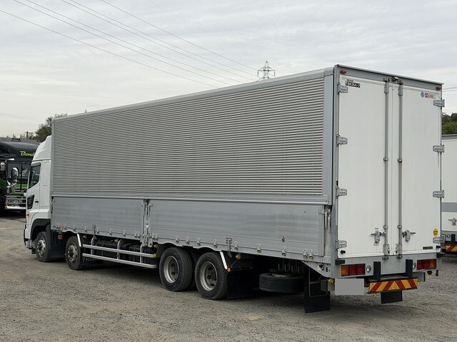 日野プロフィアアルミウイング大型（10t）[写真04]