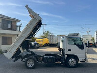 いすゞエルフダンプ小型（2t・3t）[写真13]