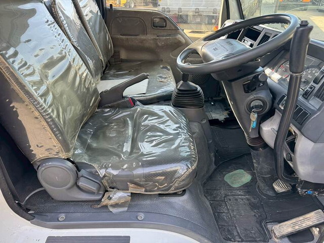 いすゞエルフダンプ小型（2t・3t）[写真26]