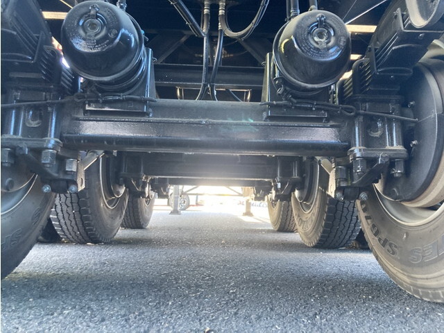 その他のメーカーその他の車種トレーラー（セミトレーラー）大型（10t）[写真17]