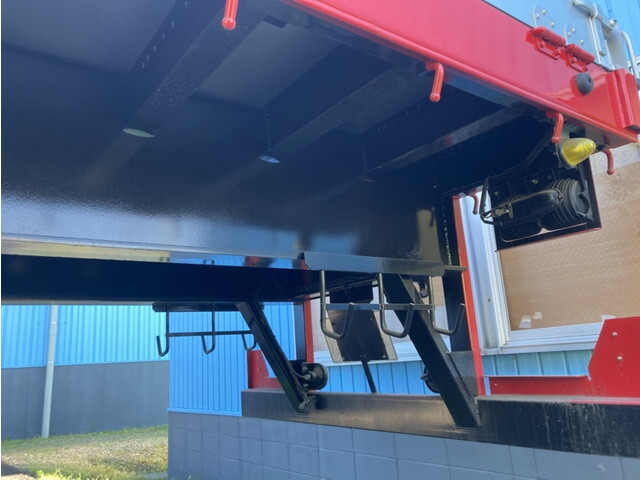 その他のメーカーその他の車種トレーラー（セミトレーラー）大型（10t）[写真21]