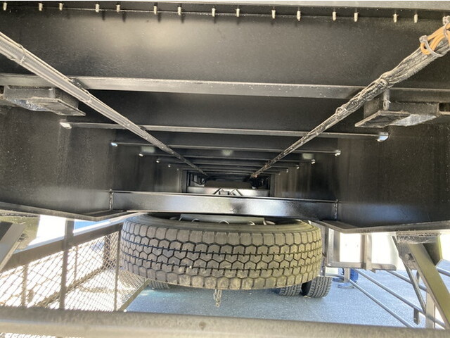 その他のメーカーその他の車種トレーラー（セミトレーラー）大型（10t）[写真35]