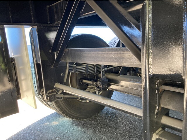 その他のメーカーその他の車種トレーラー（セミトレーラー）大型（10t）[写真30]