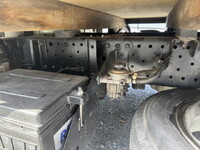 いすゞエルフ平ボディ小型（2t・3t）[写真12]