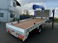 三菱ふそうファイターセルフクレーン3段増トン（6t・8t）[写真02]