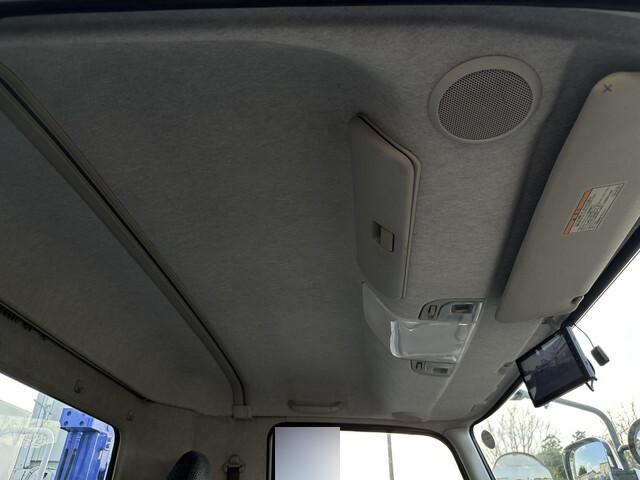 三菱ふそうファイターセルフクレーン3段増トン（6t・8t）[写真30]