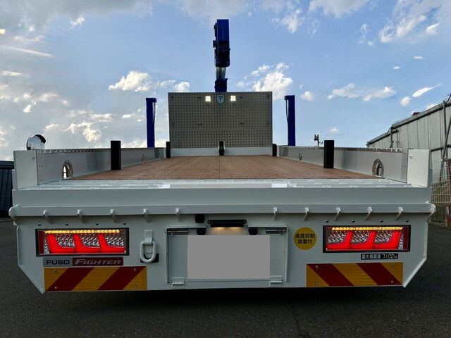 三菱ふそうファイターセルフクレーン3段増トン（6t・8t）[写真09]