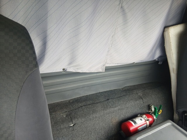 いすゞフォワード冷凍車（冷蔵車）中型（4t）[写真26]