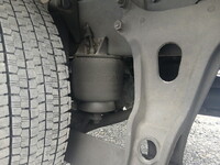 いすゞフォワード冷凍車（冷蔵車）中型（4t）[写真32]